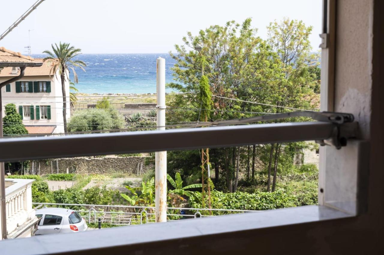 Ferienwohnung Casa Ambra Mare Bordighera Exterior foto